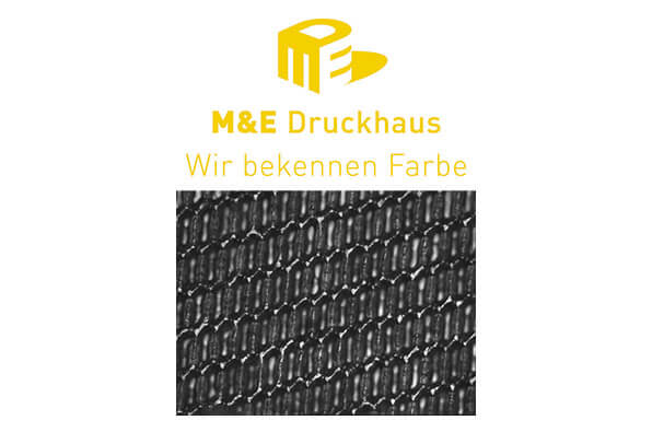 M&E Druckhaus: Lackersparnis durch SteppenHex